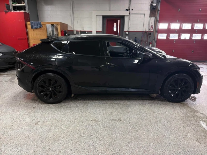 Kia EV6 * AWD Long Range w/GT Line Pkg 2 * CARFAX * , снимка 3 - Автомобили и джипове - 53204920