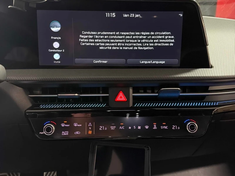 Kia EV6 * AWD Long Range w/GT Line Pkg 2 * CARFAX * , снимка 9 - Автомобили и джипове - 53204920