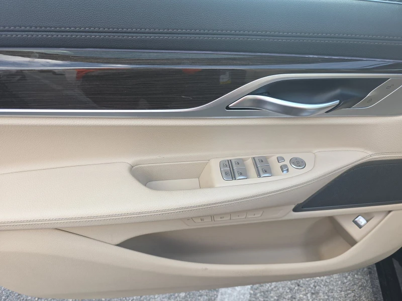 BMW 740 ДИГИТАЛНО* ТАБЛО* 360КАМЕРА* LANE* ASSIST* , снимка 9 - Автомобили и джипове - 53572444