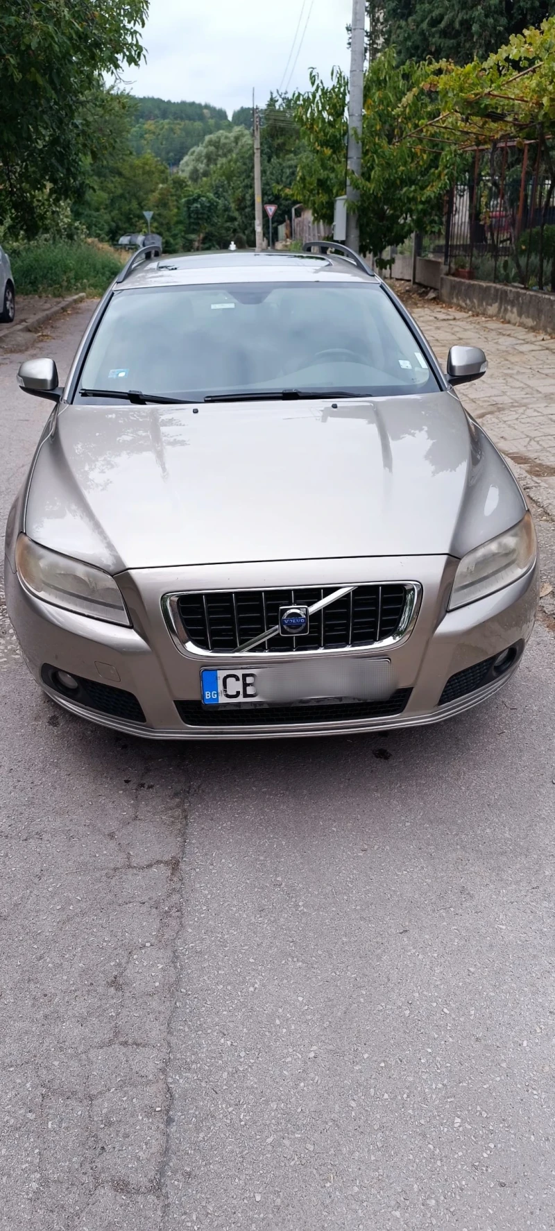 Volvo V70 2, 5Т с Газова Уредба - 10999 лв. - 74246045 1