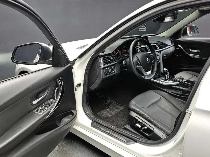 BMW 320 d, снимка 10 - Автомобили и джипове - 54592482