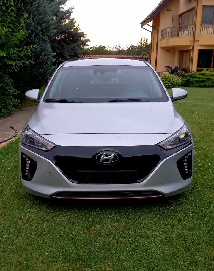 Hyundai Ioniq 99.9% SOH 38 kWh Comfort Electric, снимка 2 - Автомобили и джипове - 54948405