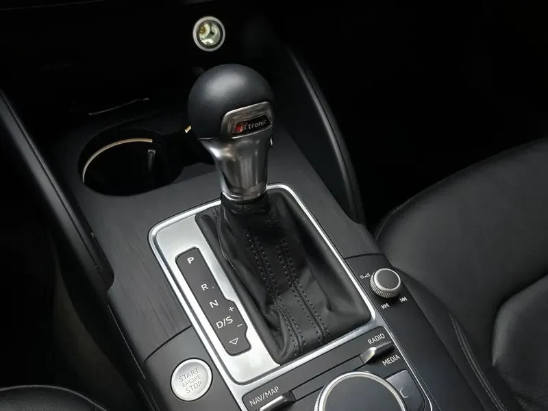 Audi A3 A3 40 Tfsi 8V, снимка 9 - Автомобили и джипове - 54989514