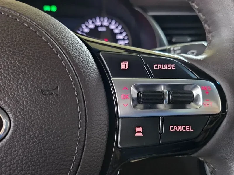 Kia K7 3.3 Gdi Noblesse Special, снимка 12 - Автомобили и джипове - 55834836