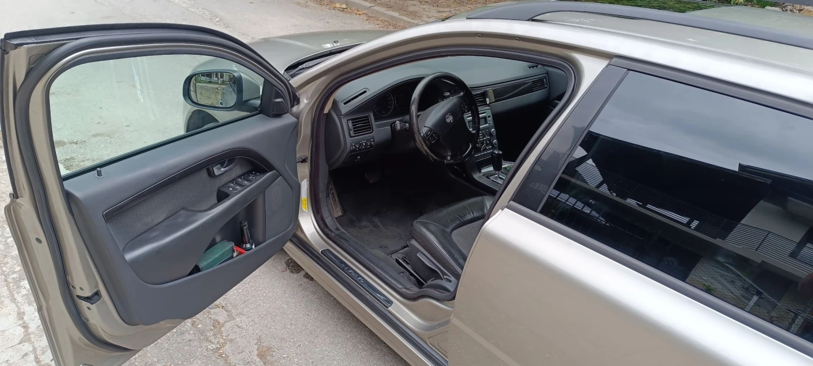 Volvo V70 2, 5Т с Газова Уредба - изображение 10