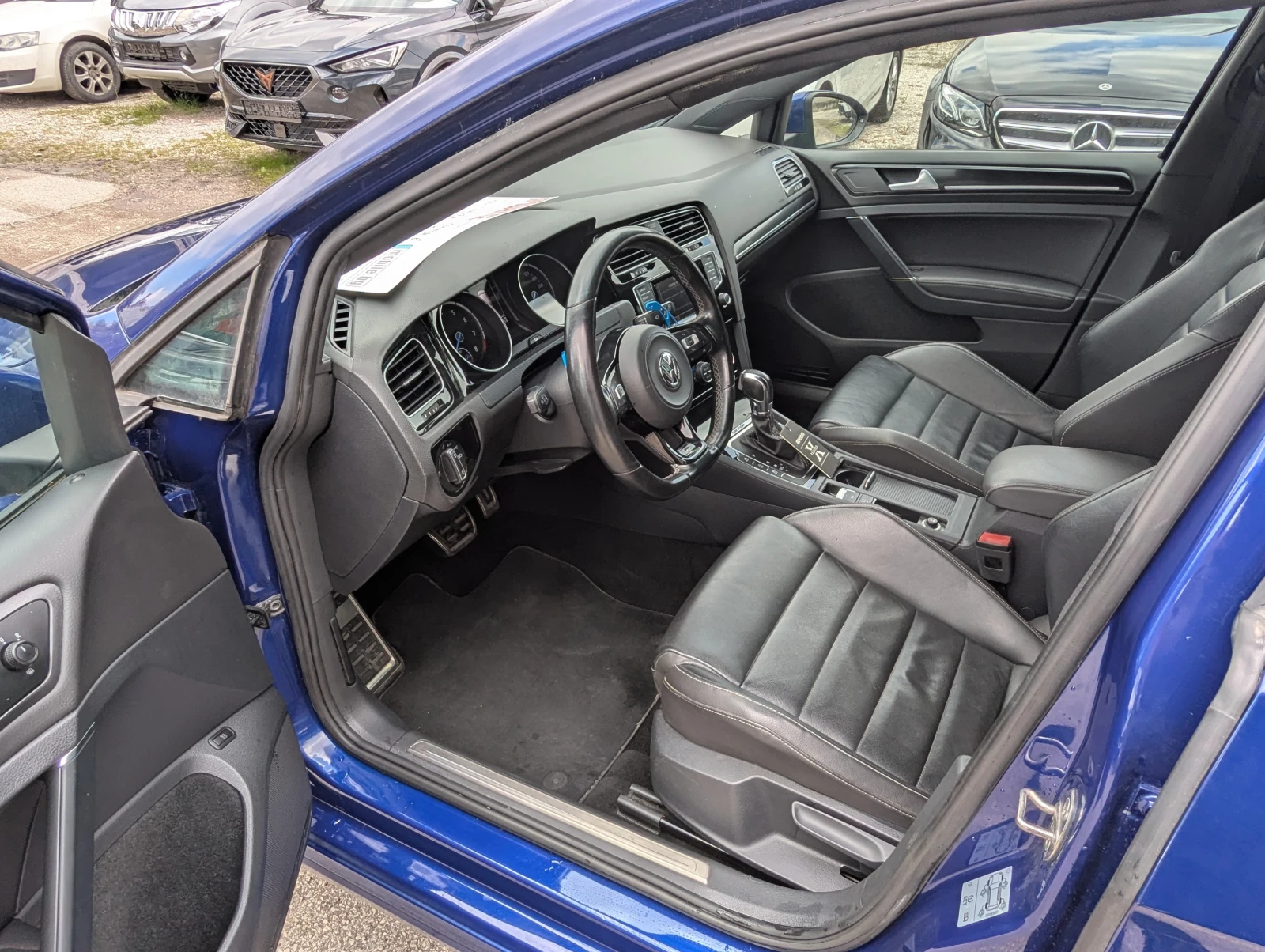 VW Golf R Line - изображение 7