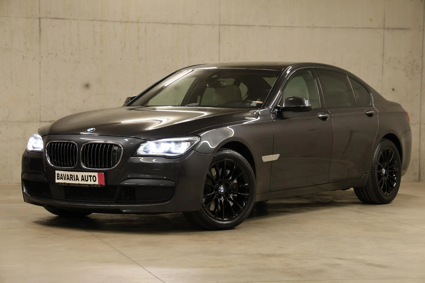BMW 750 xDrive M Sport Paket | Mobile.bg   1
