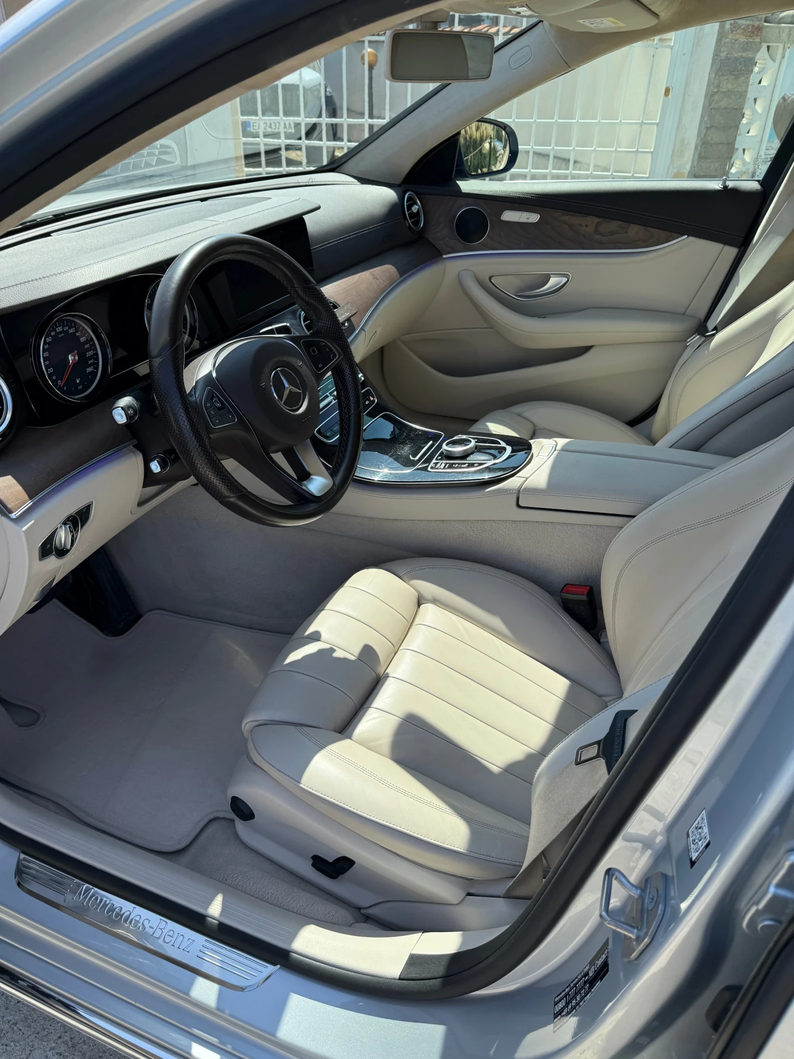 Mercedes-Benz E 300 Avantgarde, Европейска  - изображение 10
