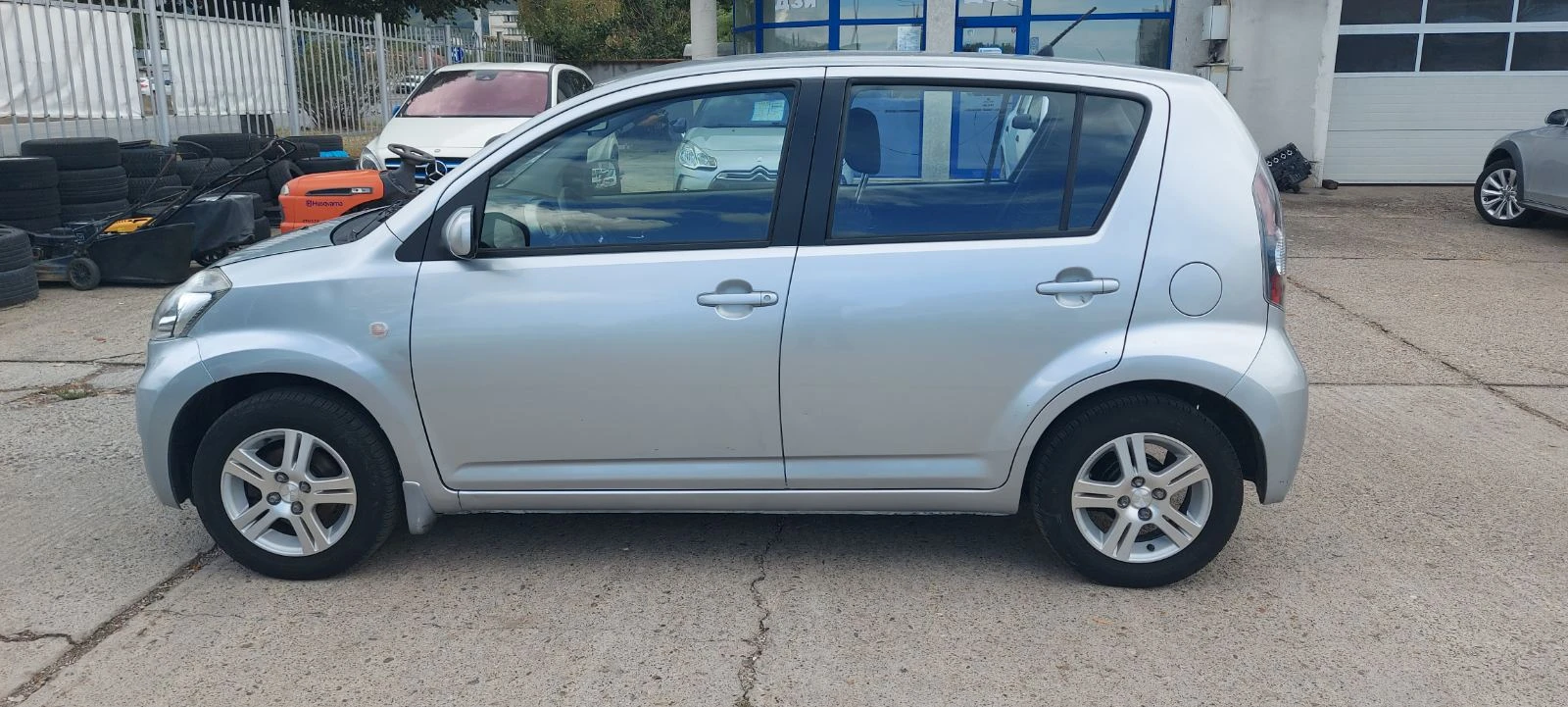 Daihatsu Sirion 1.3I 4X4 - изображение 10