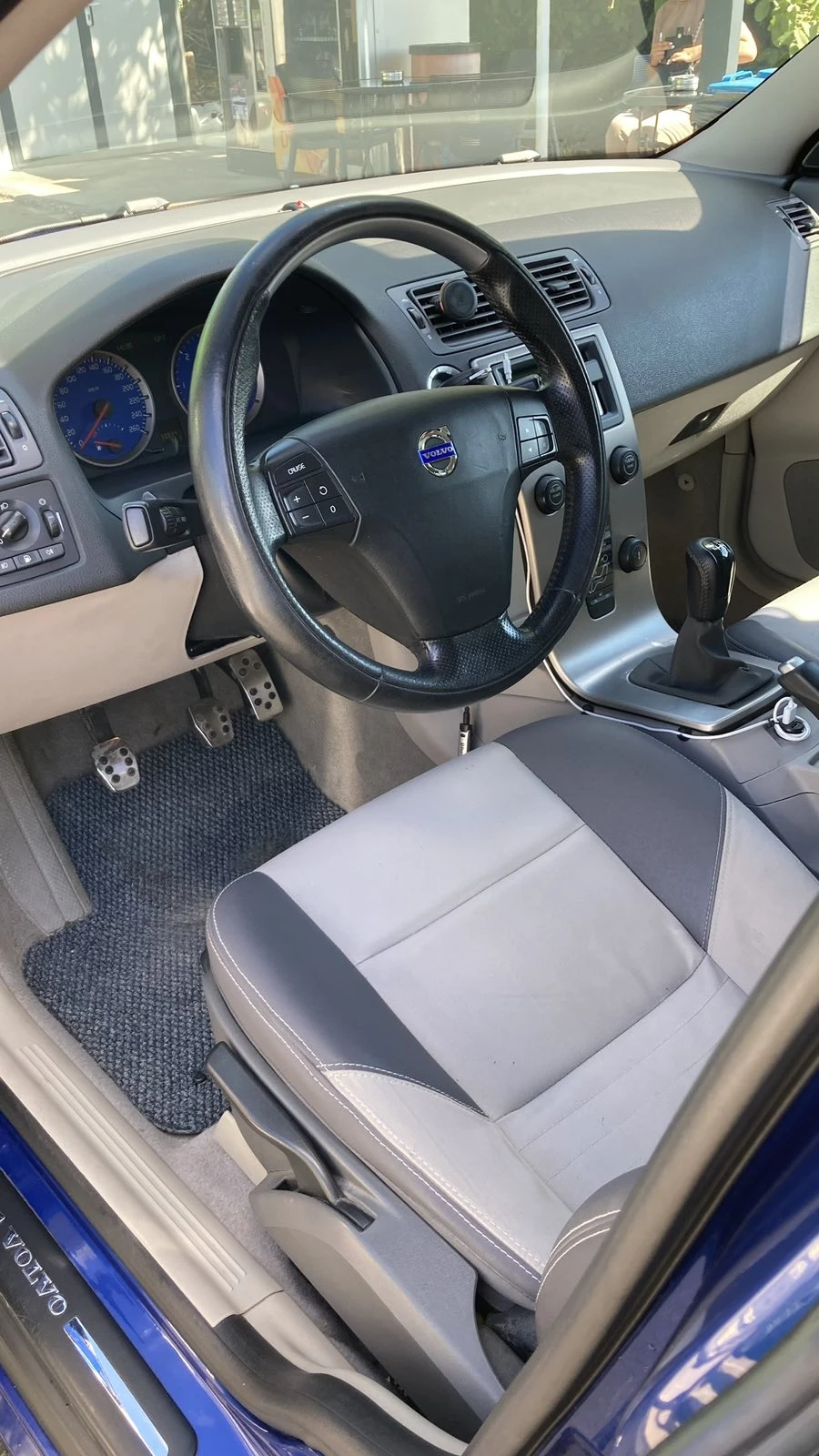 Volvo V50 2D HDI - изображение 5