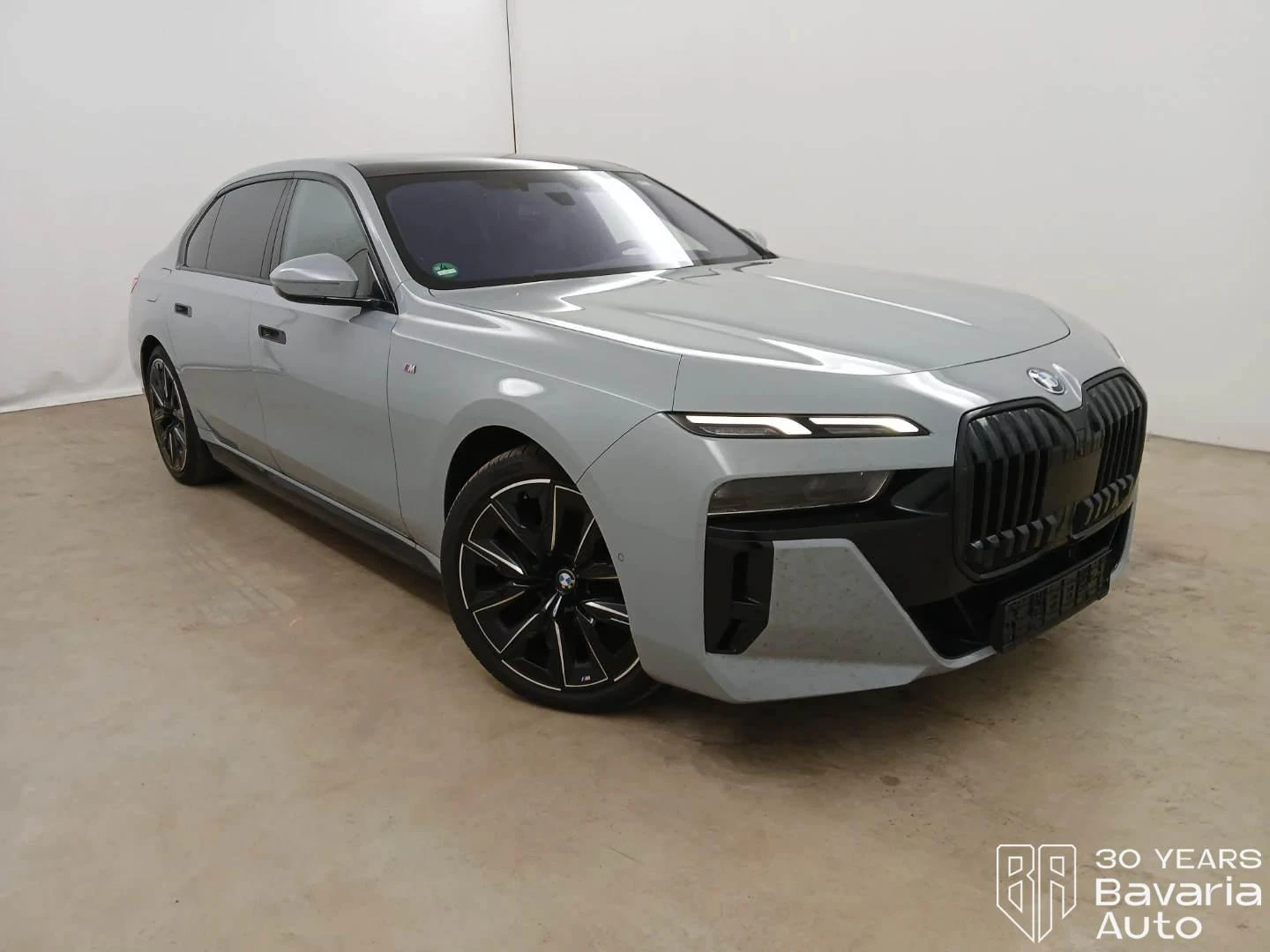 BMW i7 60 xDrive M Sport Paket | Mobile.bg   4