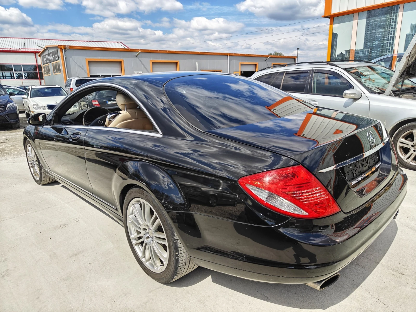 Mercedes-Benz CL 500  - изображение 4