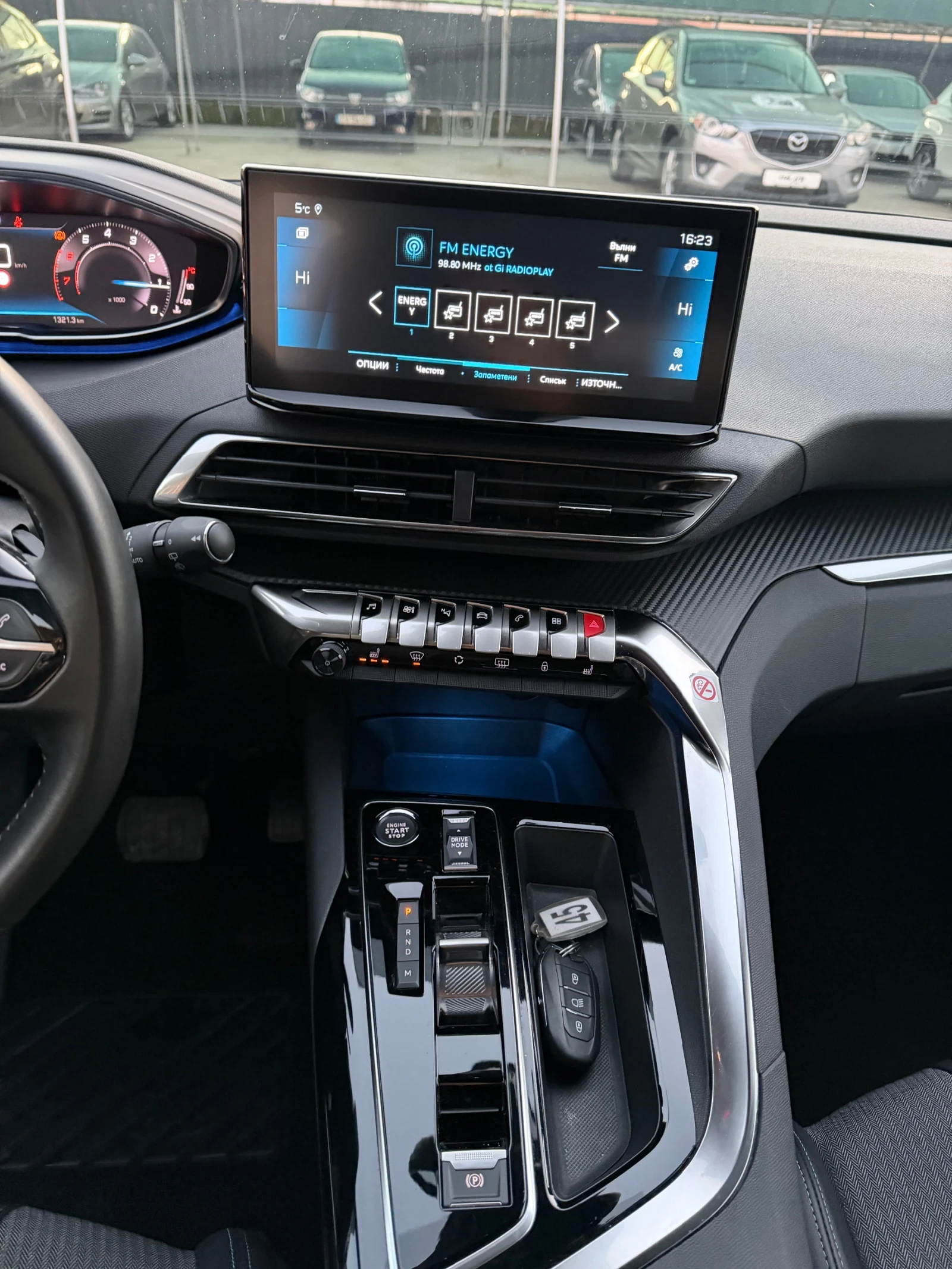 Peugeot 3008 1.2 КАТО НОВА - изображение 9