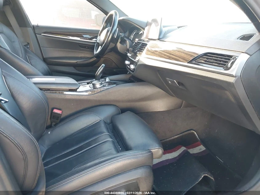 BMW 530 2.0l I, снимка 5 - Автомобили и джипове - 53907207