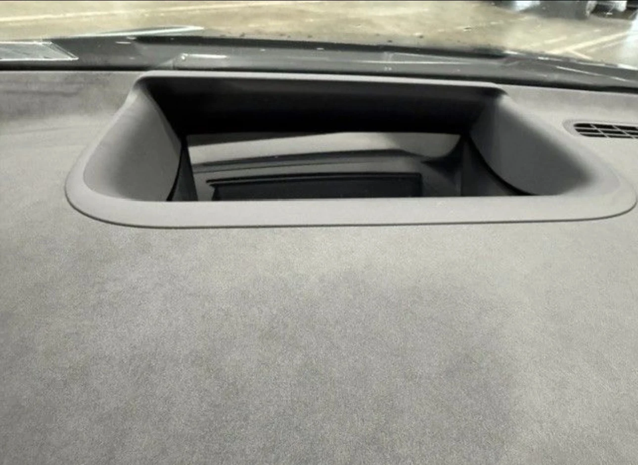 Mercedes-Benz EQS 450+ Pano, снимка 9 - Автомобили и джипове - 54184976