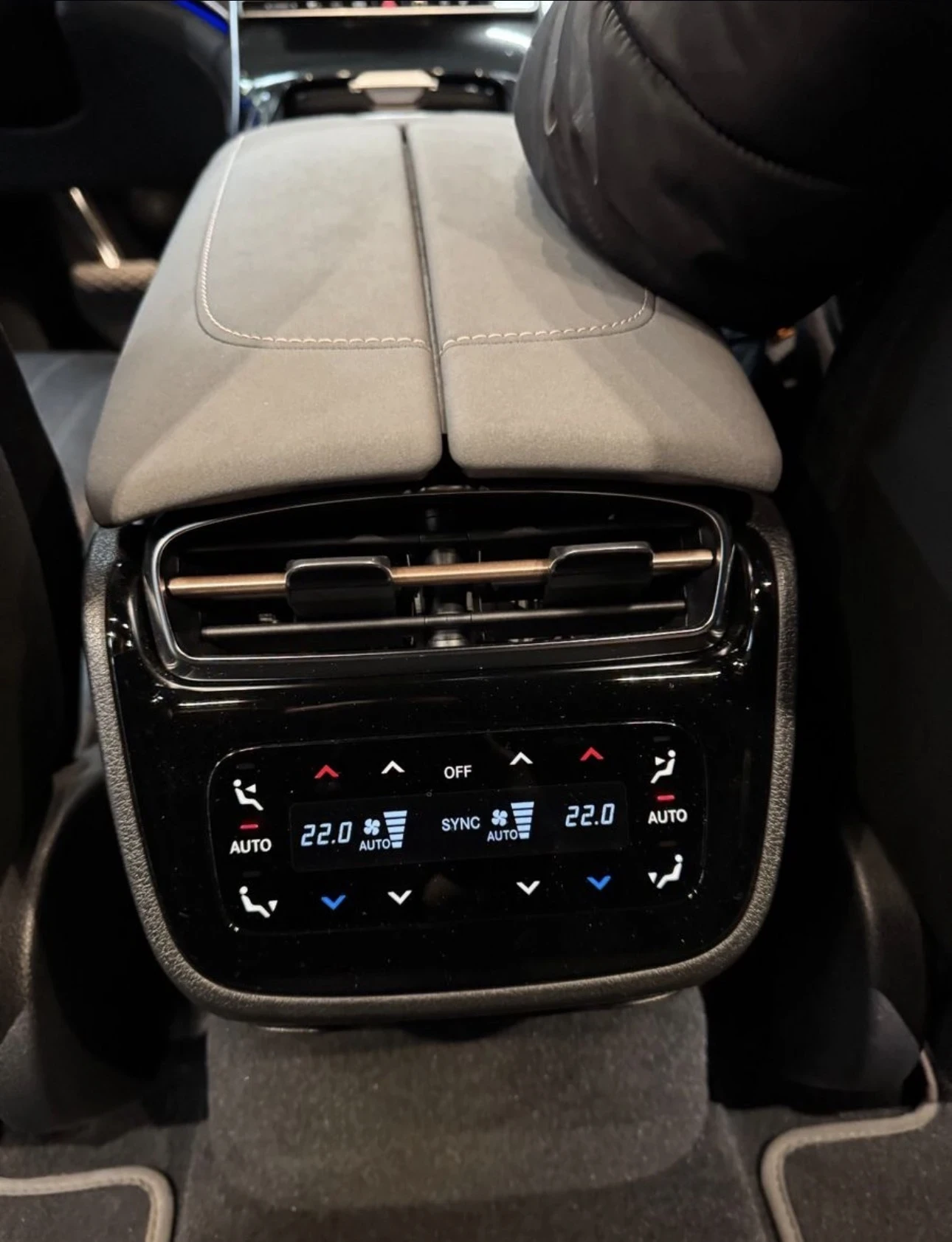 Mercedes-Benz EQS 450+ Pano, снимка 8 - Автомобили и джипове - 54184976