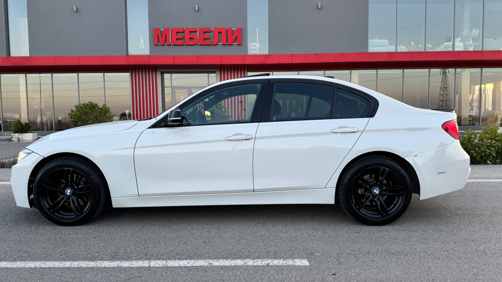 BMW 320 BMW 320D XDrive, снимка 4 - Автомобили и джипове - 54512719