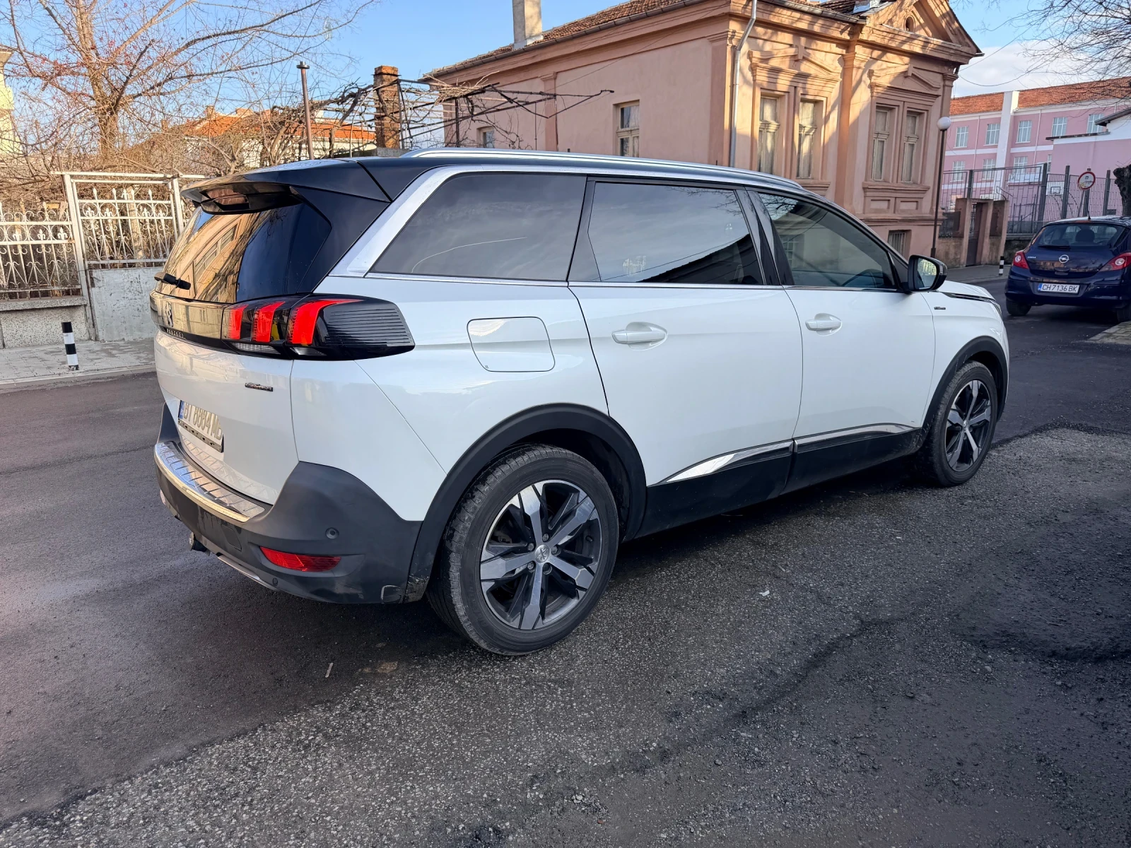Peugeot 5008 2.0 Bluehdi 150k.c GT-line, снимка 4 - Автомобили и джипове - 54629630