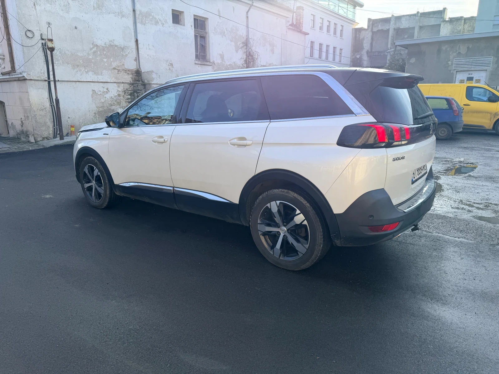 Peugeot 5008 2.0 Bluehdi 150k.c GT-line, снимка 6 - Автомобили и джипове - 54629630