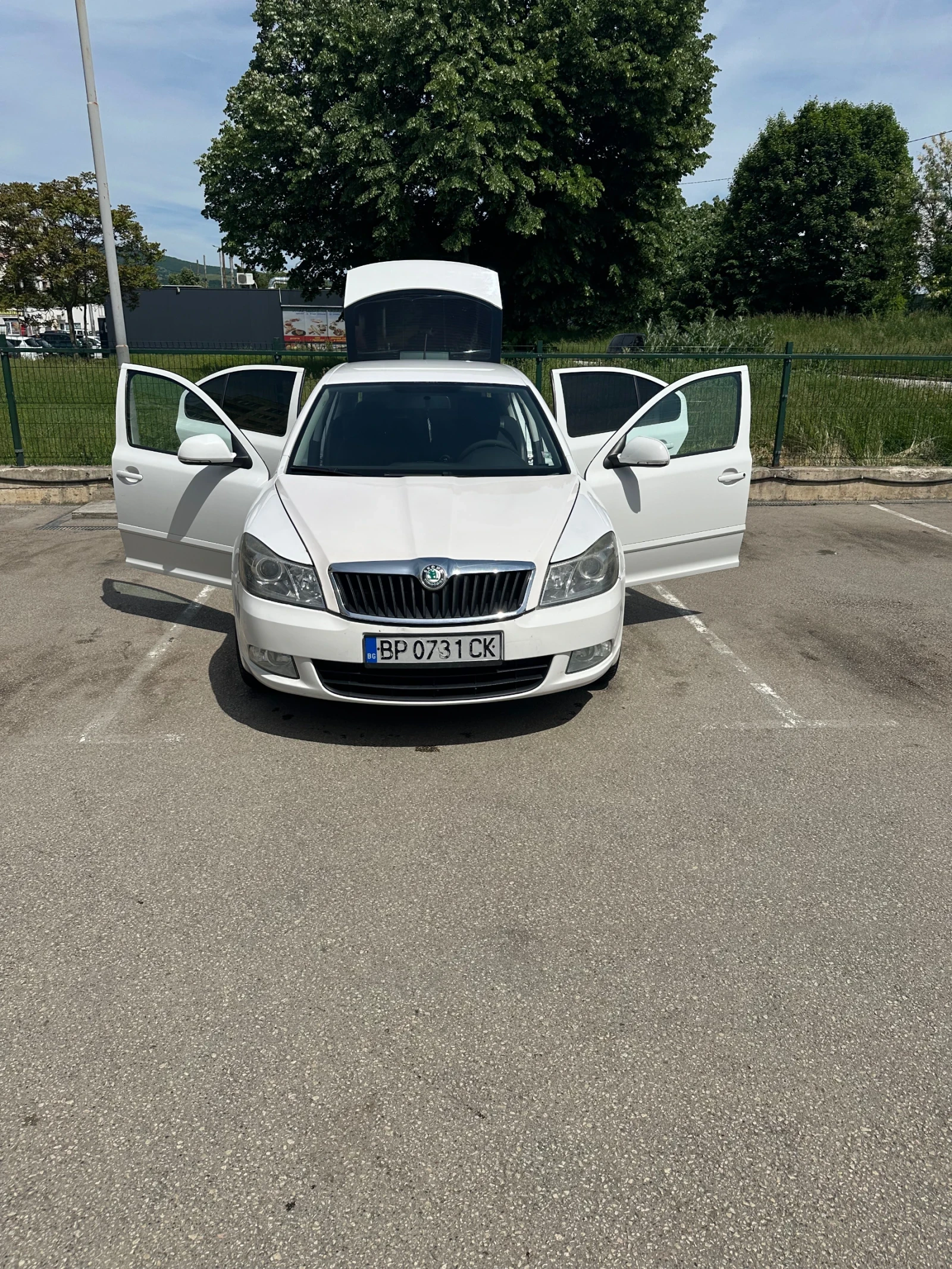 Skoda Octavia 1.6TDI, снимка 4 - Автомобили и джипове - 54632462