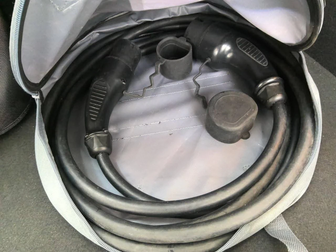 Hyundai Ioniq 99.9% SOH Comfort, снимка 15 - Автомобили и джипове - 54948405