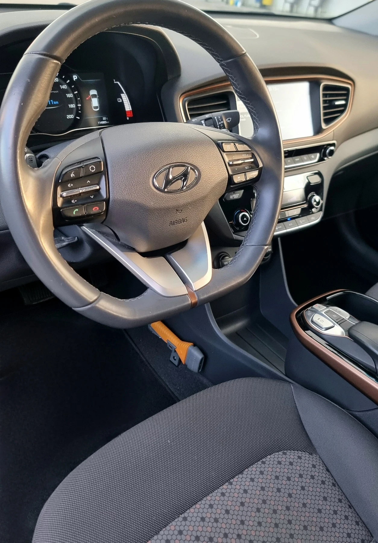 Hyundai Ioniq 99.9% SOH 38 kWh Comfort Electric, снимка 8 - Автомобили и джипове - 54948405