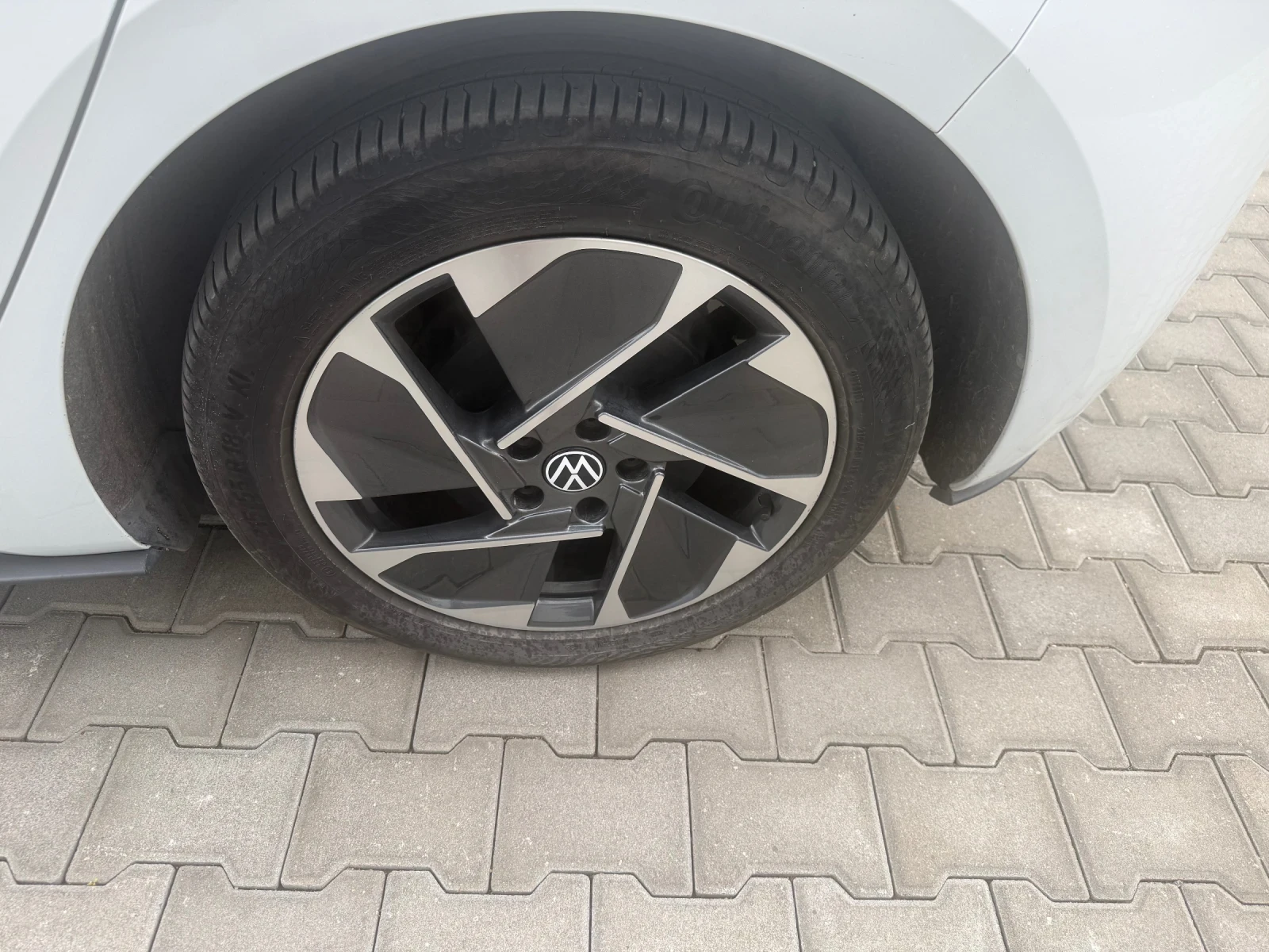 VW ID.3 PRO, снимка 17 - Автомобили и джипове - 55179621