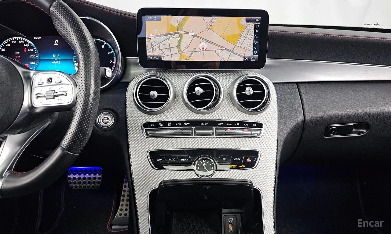 Mercedes-Benz C 43 AMG FACELIFT* 4MATIC* ДИСТРОНИК* ХЕДЪП* 360КАМЕРА* , снимка 8 - Автомобили и джипове - 55396012