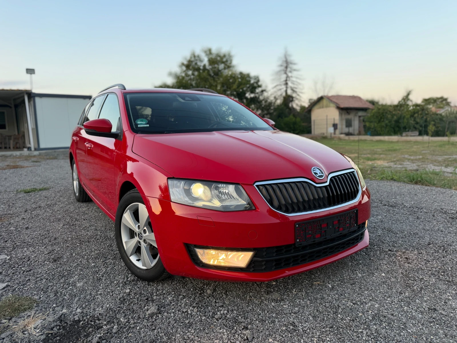 Skoda Octavia 1.4 I, снимка 5 - Автомобили и джипове - 55425778