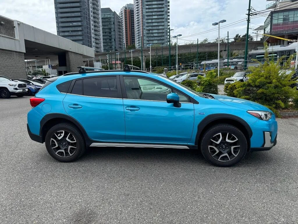 Subaru Crosstrek * ПАНО* KEYLESS* Camera* ПОДГРЕВ* , снимка 4 - Автомобили и джипове - 55432676
