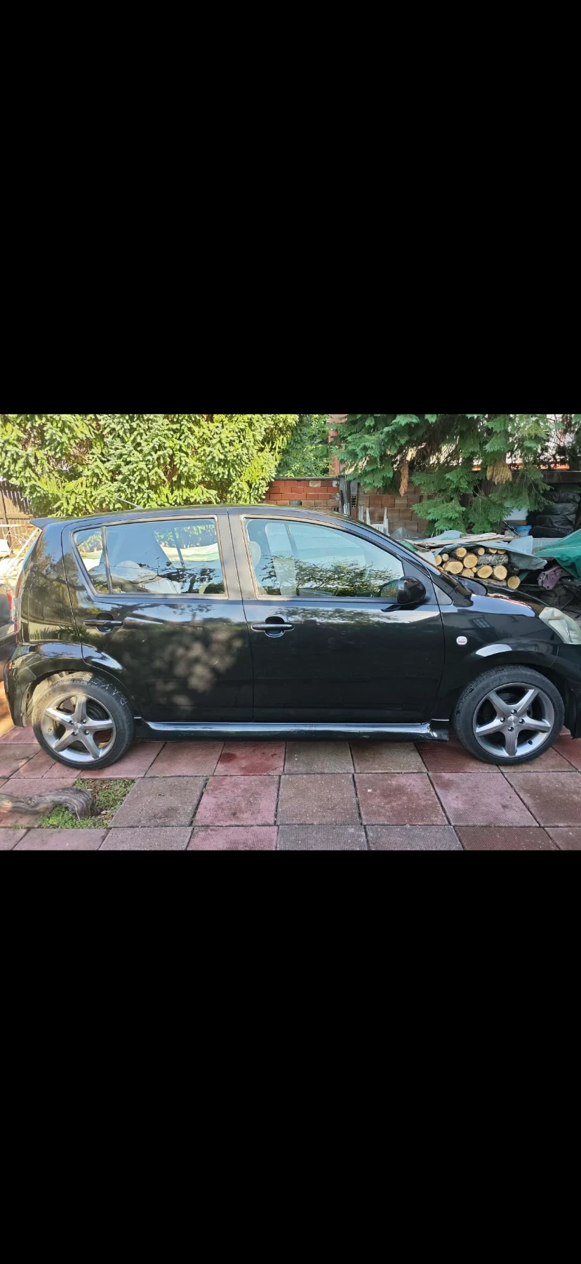 Daihatsu Sirion 1, 3i s-16v-87p.s.* КлиматиК* 4х4, снимка 3 - Автомобили и джипове - 55675334