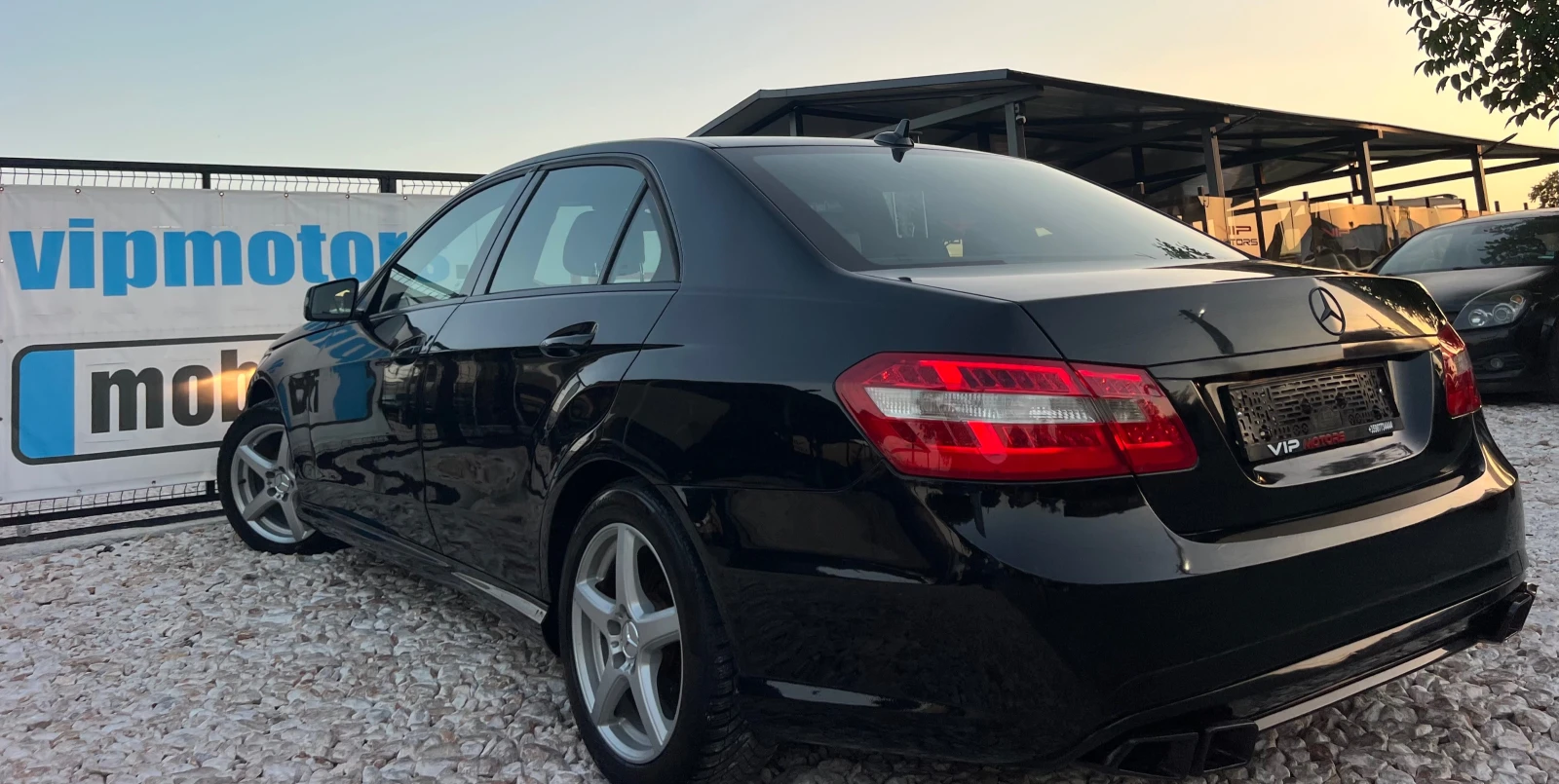 Mercedes-Benz E 220 E63AMG-PAKET/FACE/LED/NAVI/MASAJ/PODGREV/UNIKAT, снимка 4 - Автомобили и джипове - 55815469