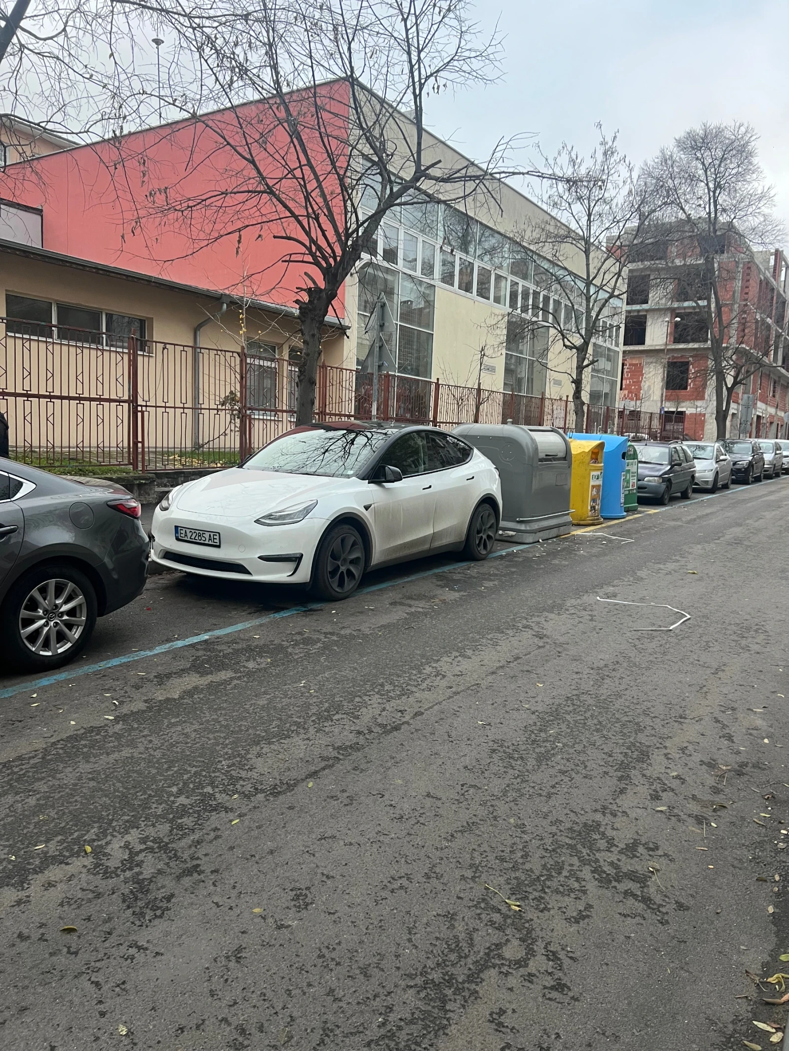Tesla Model Y Long Range, снимка 8 - Автомобили и джипове - 56509105