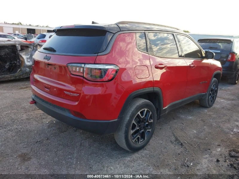 Jeep Compass 2.4L I-4 VVT, 180HP 4X4 Drive, снимка 9 - Автомобили и джипове - 48597849