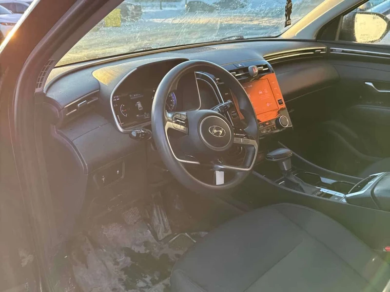 Hyundai Tucson * Essential * CARFAX * ЦЕНА ДО БГ, снимка 6 - Автомобили и джипове - 53584061