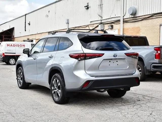 Toyota Highlander / XLE Hybrid / СЛЕДЕНЕ НА ЛЕНТИ / CARFAX / 1 OWNER - изображение 7