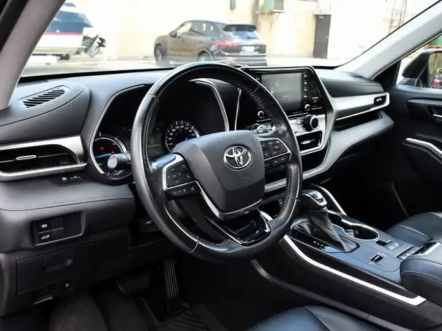 Toyota Highlander / XLE Hybrid / СЛЕДЕНЕ НА ЛЕНТИ / CARFAX / 1 OWNER, снимка 11 - Автомобили и джипове - 53362758
