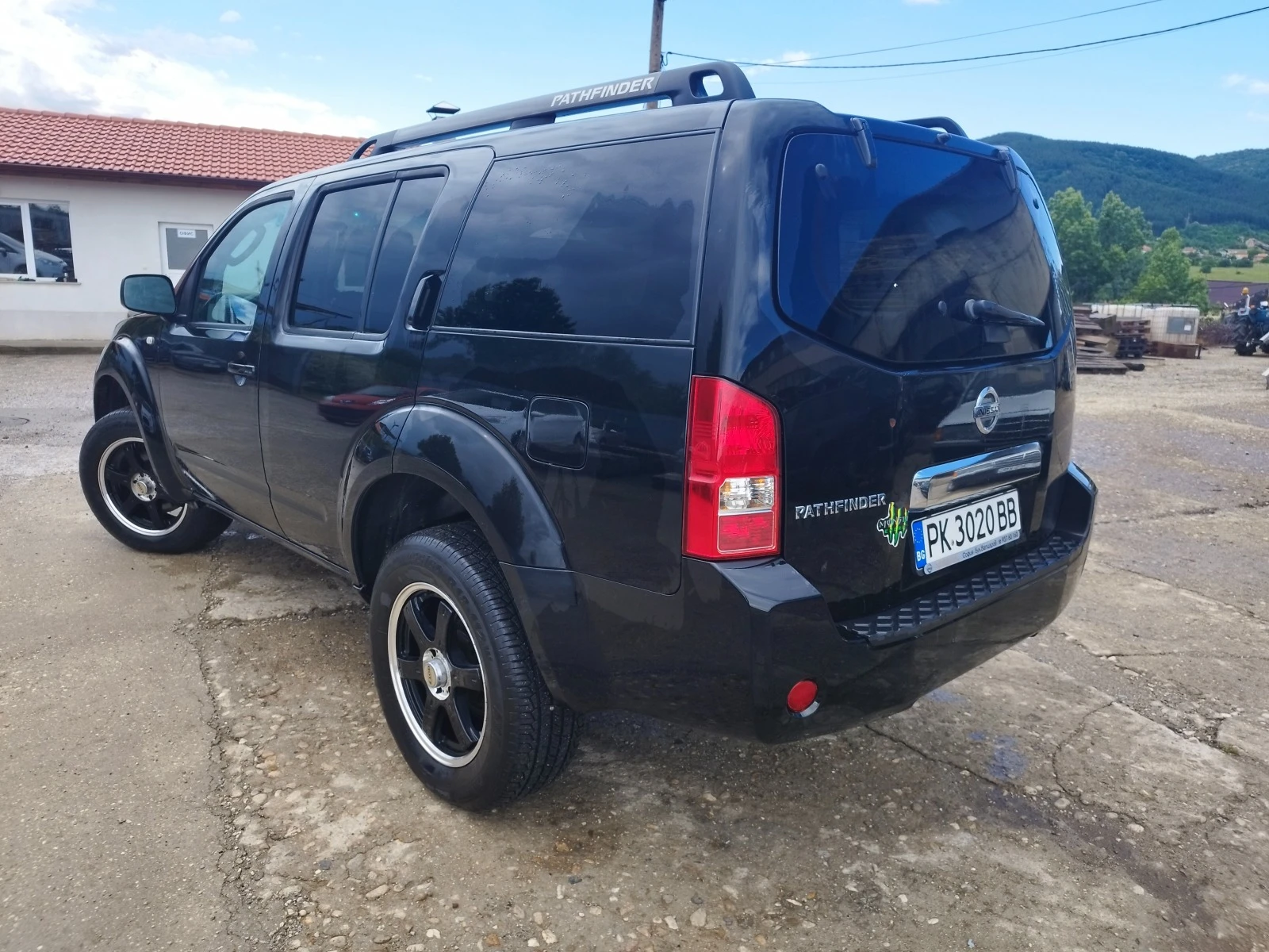 Nissan Pathfinder 2, 5 Автомат - изображение 5