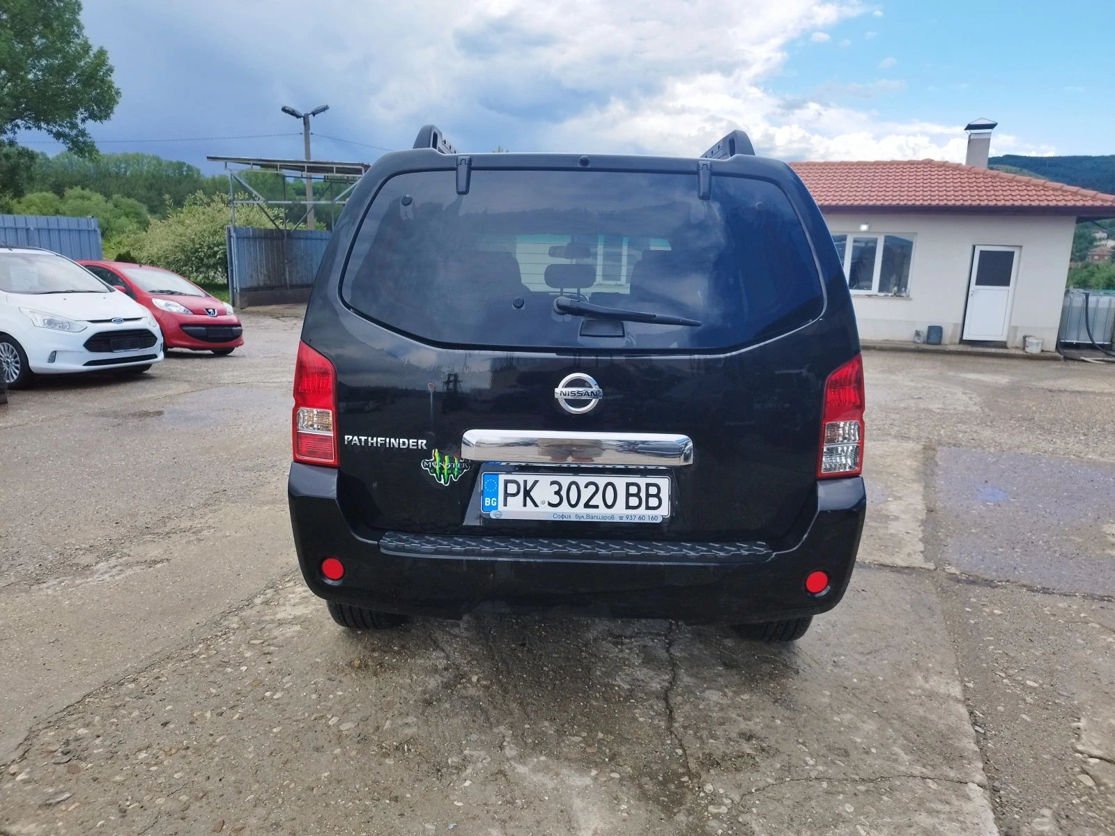 Nissan Pathfinder 2, 5 Автомат - изображение 6