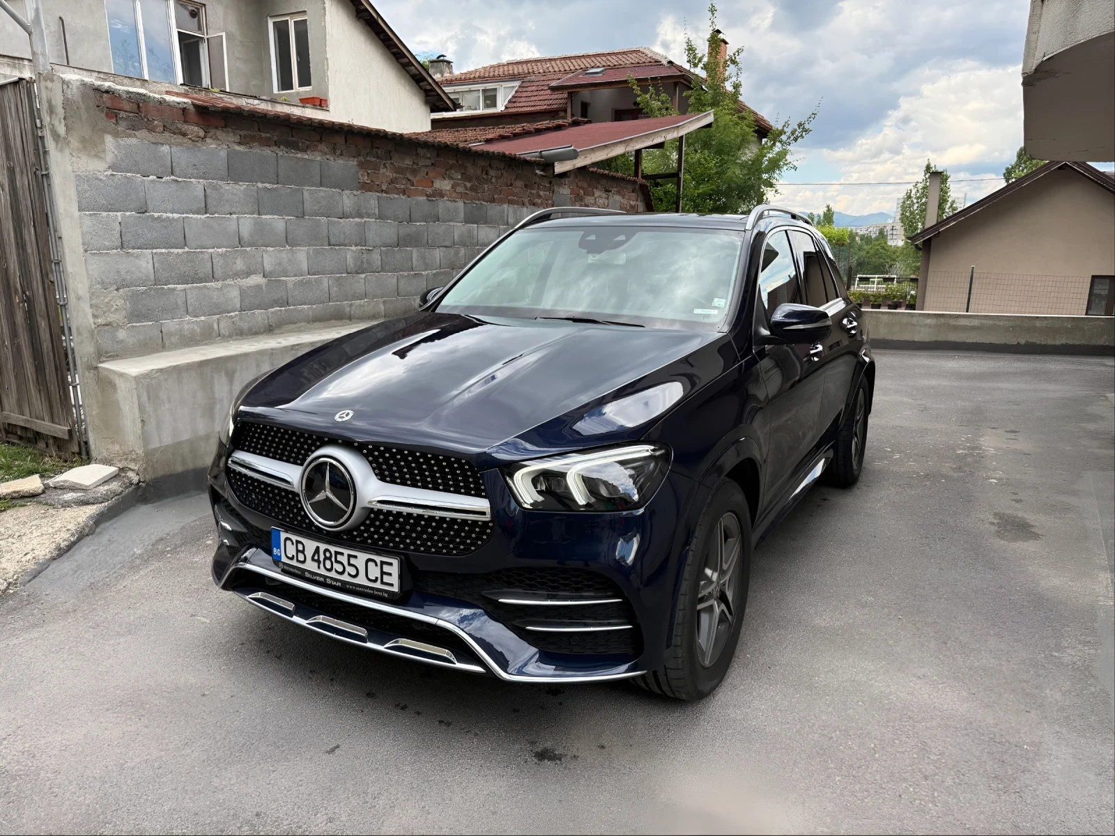 Mercedes-Benz GLE 350 300d AMG - изображение 2