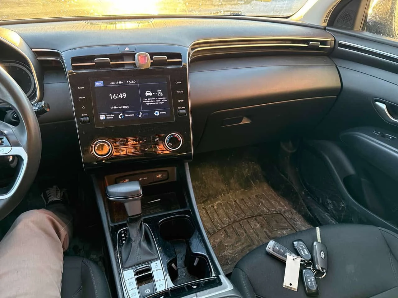 Hyundai Tucson * Essential * CARFAX * ЦЕНА ДО БГ - изображение 8