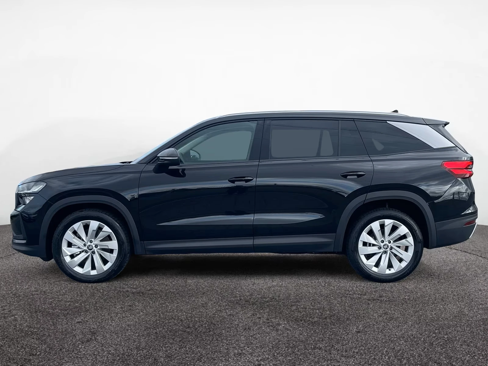 Skoda Kodiaq 2.0TDI* 6+ 1* SELECTION* 4x4* DISTR* KEYLESS*  | Mobile.bg � ����������� 5