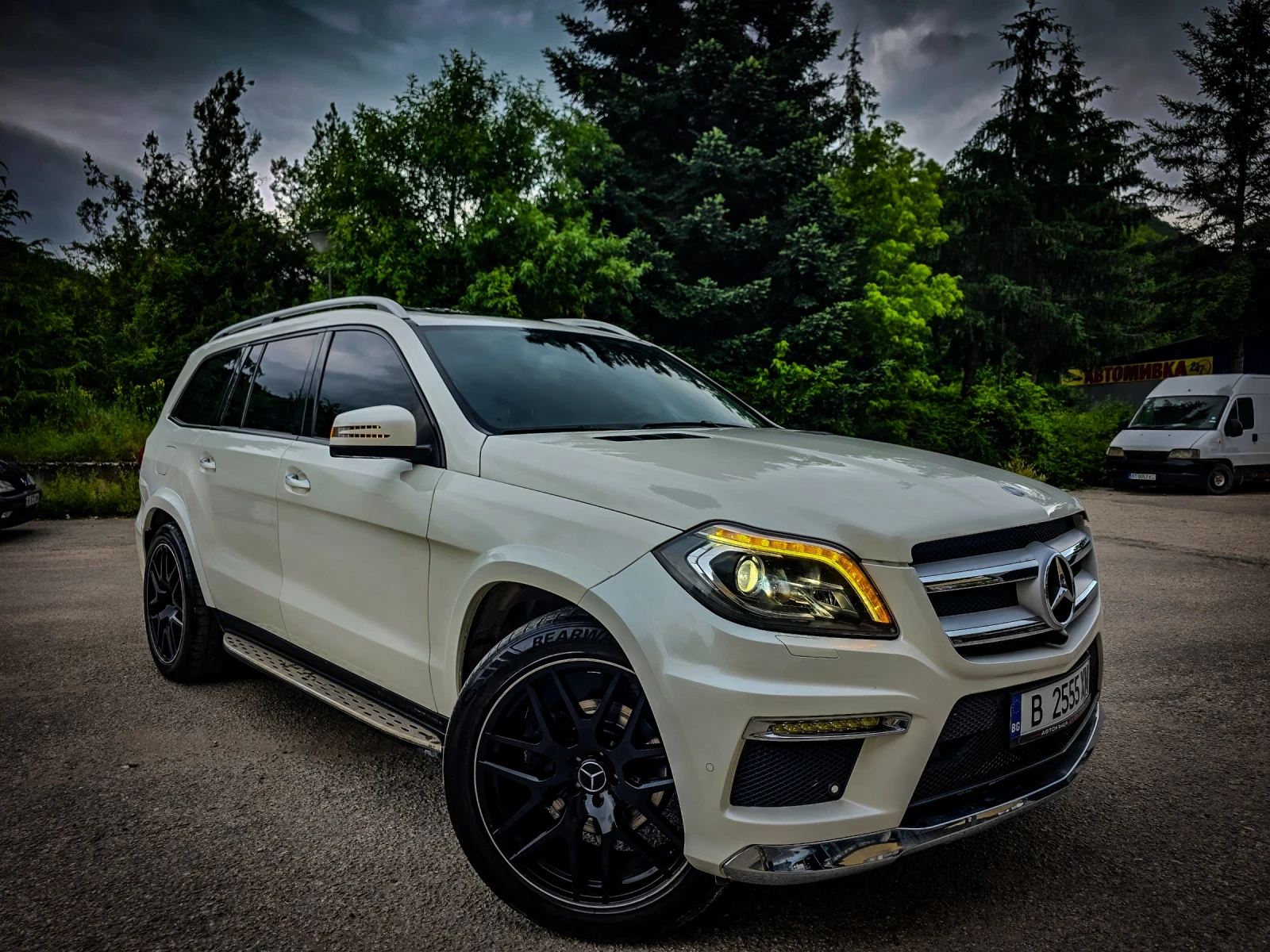 Mercedes-Benz GL 350 = CDI= AMG PACKET= 3XTV= 360 = DISTRONIC= , снимка 6 - Автомобили и джипове - 54885533