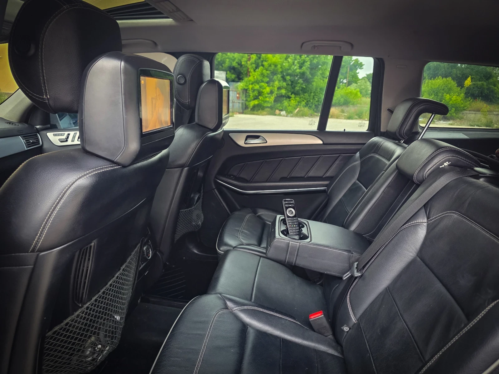 Mercedes-Benz GL 350 = CDI= AMG PACKET= 3XTV= 360 = DISTRONIC= , снимка 15 - Автомобили и джипове - 54885533