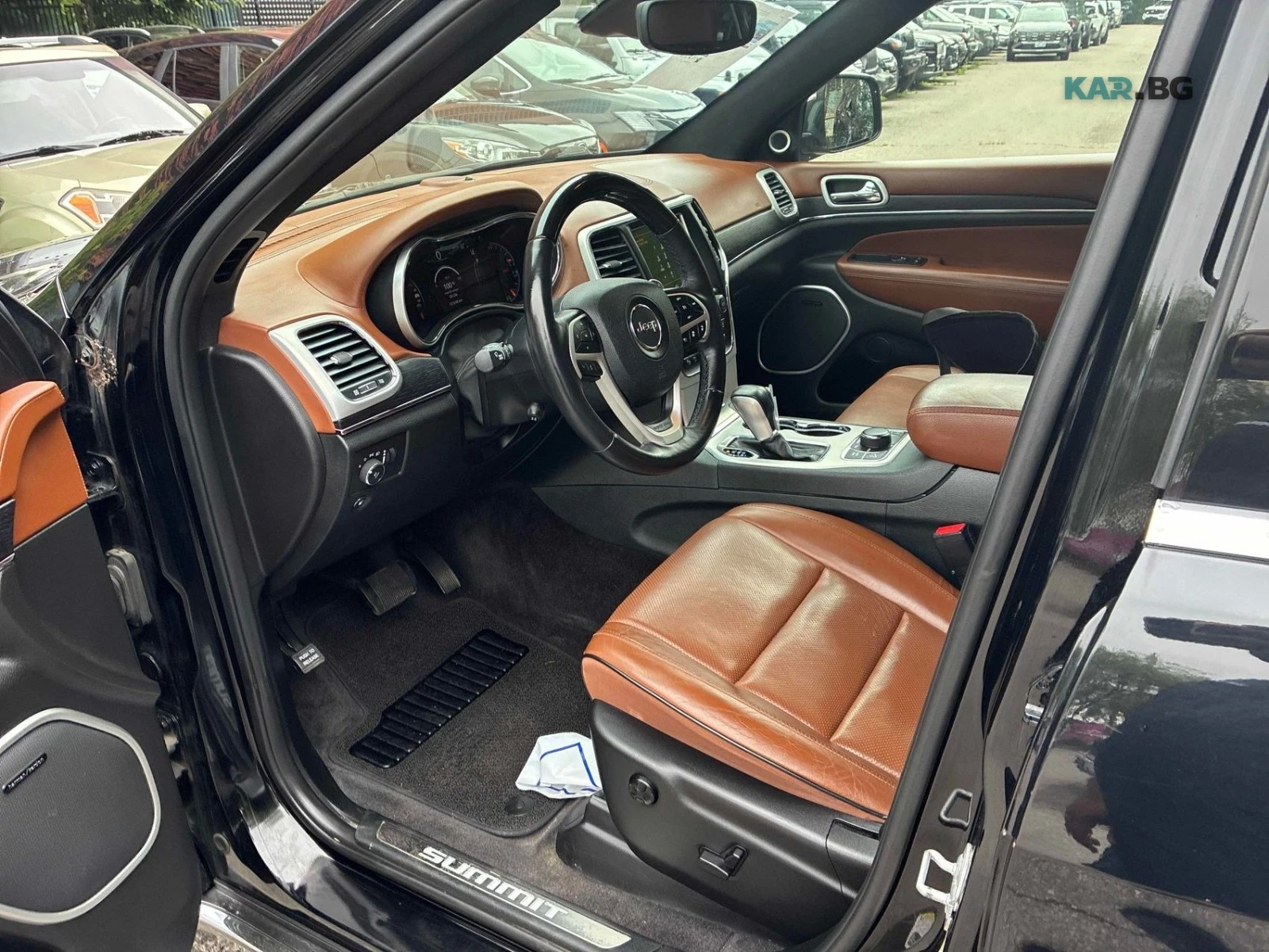 Jeep Grand cherokee Summit ЦЕНА ДО БЪЛГАРИЯ + РЕГИСТРАЦИЯ & АВТОКРЕДИТ, снимка 6 - Автомобили и джипове - 54915223
