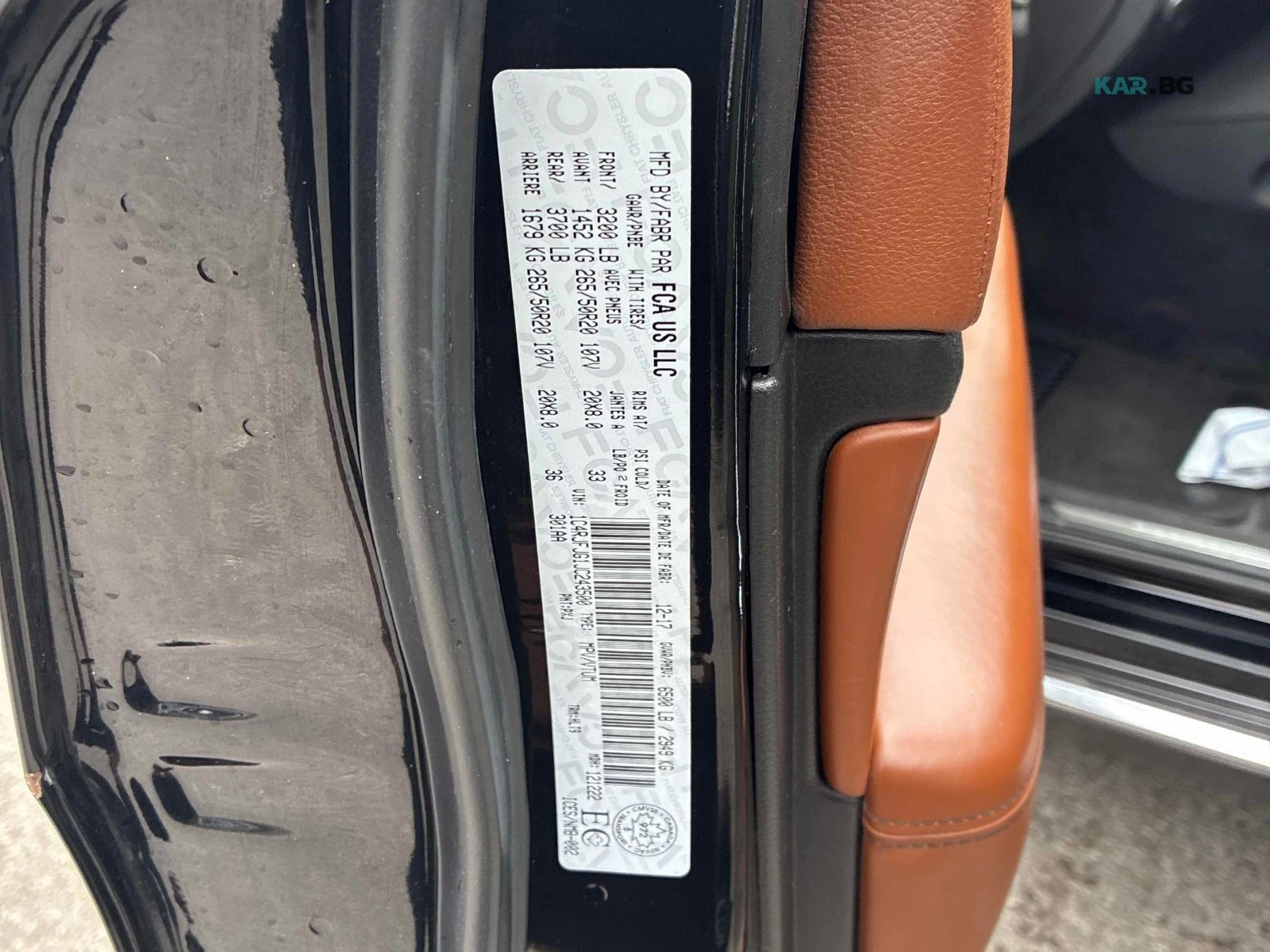 Jeep Grand cherokee Summit ЦЕНА ДО БЪЛГАРИЯ + РЕГИСТРАЦИЯ & АВТОКРЕДИТ, снимка 9 - Автомобили и джипове - 54915223