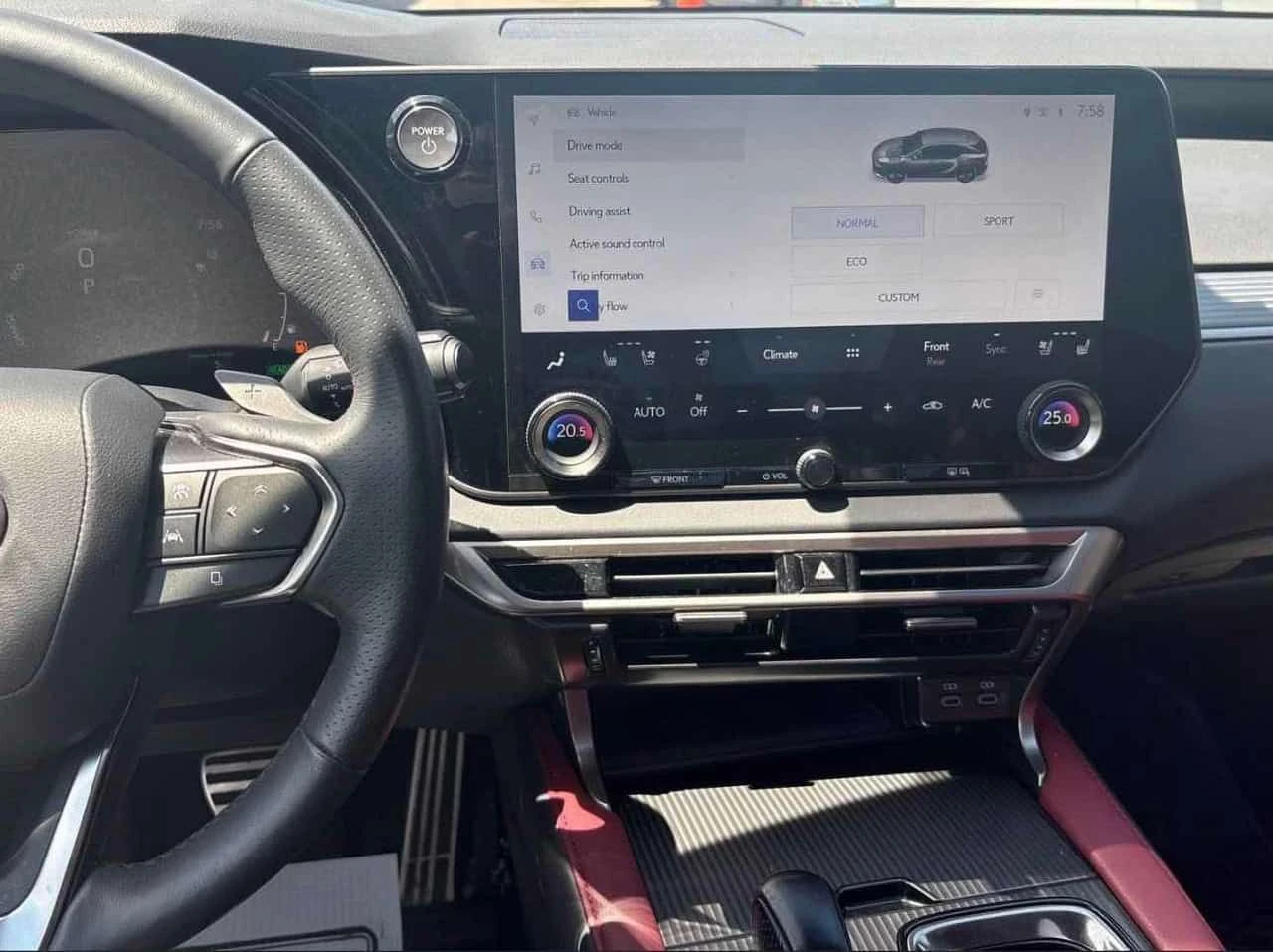 Lexus RX 500h CARFAX, снимка 9 - Автомобили и джипове - 54937523