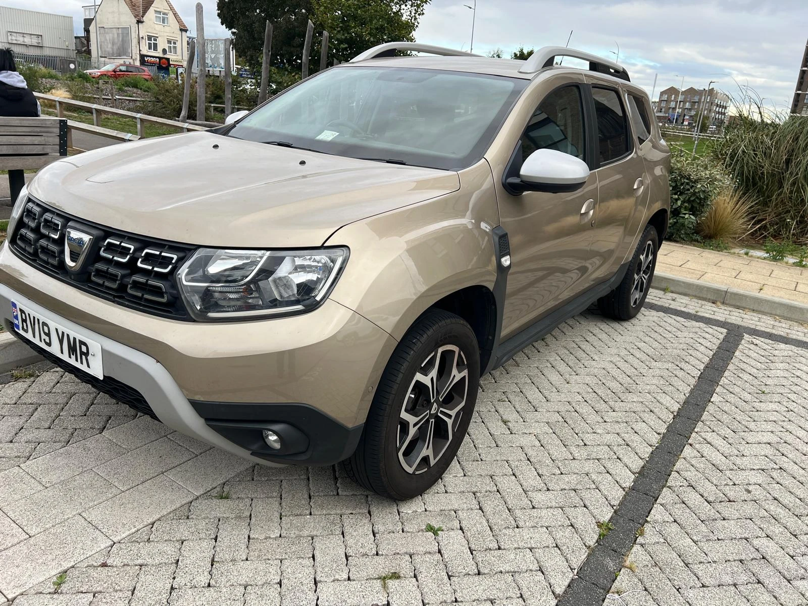 Dacia Duster Престиж , снимка 2 - Автомобили и джипове - 55596482
