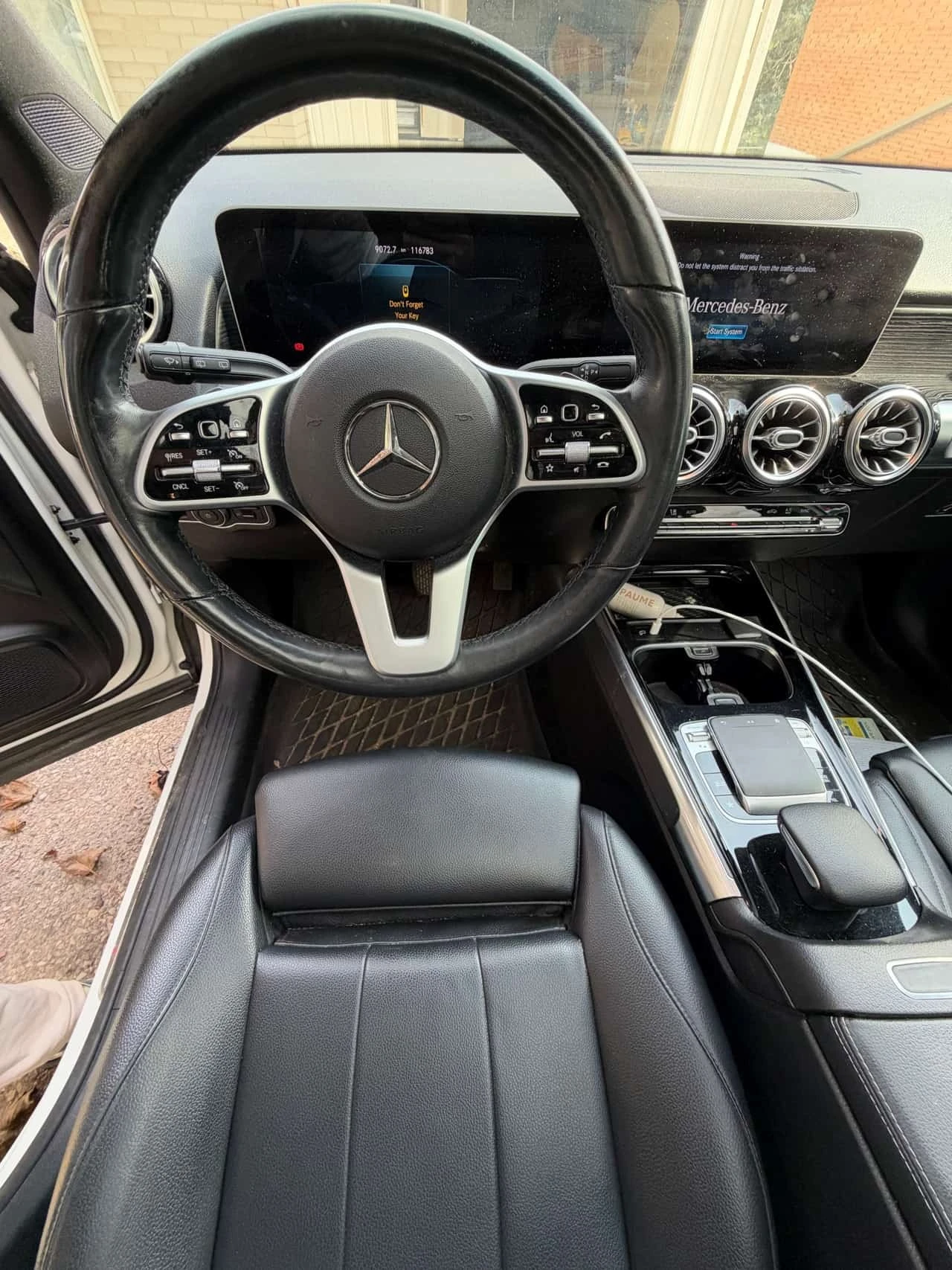 Mercedes-Benz GLB 250 * CARFAX * ОТ ПРЕДСТАВИТЕЛСТВО * , снимка 9 - Автомобили и джипове - 56324099