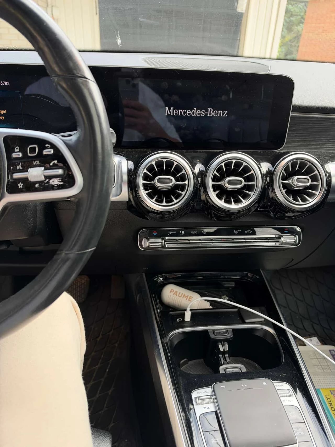 Mercedes-Benz GLB 250 * CARFAX * ОТ ПРЕДСТАВИТЕЛСТВО * , снимка 8 - Автомобили и джипове - 56324099